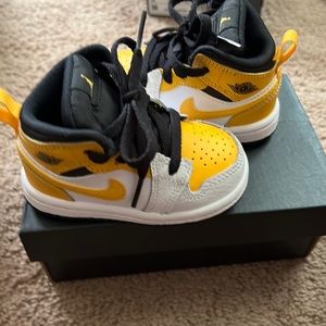 Infant Jordan 1 size 4 worn twice